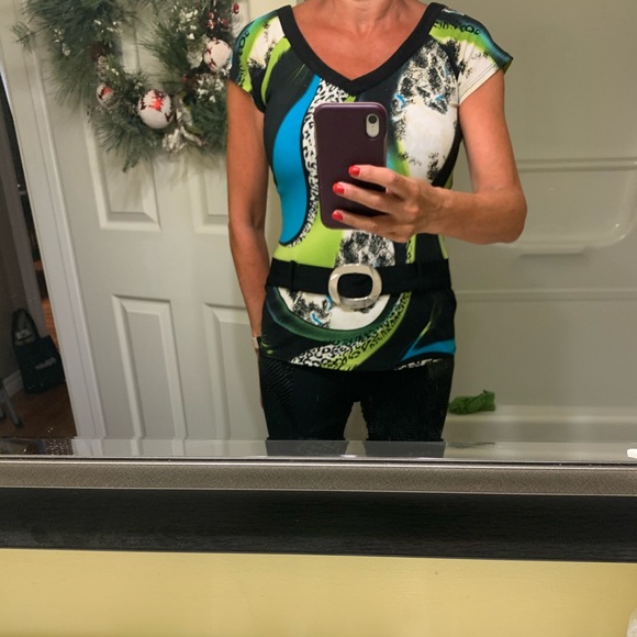 Beautiful Frank Lyman top Size 8 - Picture 4 of 4